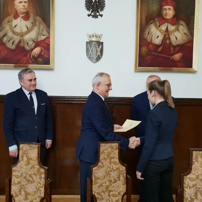 Rozdanie stypendiów z Własnego Funduszu Stypendialnego dla Studentów UR, Fundacji UR oraz Nagród Rektora dla Studentów i Doktorantów z Funduszu Promocji i Wychowania UR w Krakowie