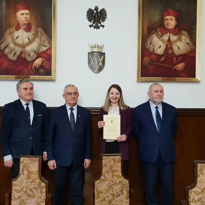 Rozdanie stypendiów z Własnego Funduszu Stypendialnego dla Studentów UR, Fundacji UR oraz Nagród Rektora dla Studentów i Doktorantów z Funduszu Promocji i Wychowania UR w Krakowie