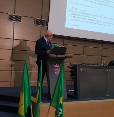27 października 2022 r., Konferencja 