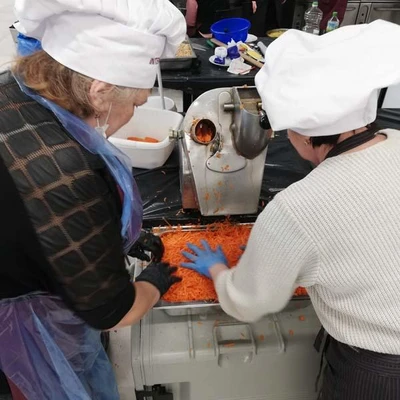 1 kwietnia 2022 r., Pomagamy Ukrainie ze smakiem (przygotowania dzień 2)