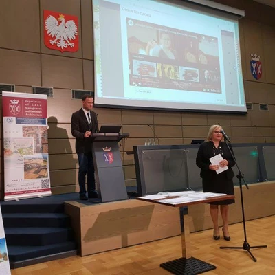 9 maja 2022 r., Prezentacja Multimedialnego Katalogu Dziedzictwa Kulturowego Małopolski podczas Międzynarodowego Seminarium Naukowego 