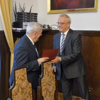 Wręczenie nominacji władzom uczelni