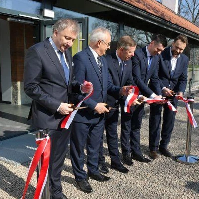 Uroczyste otwarcie wyremontowanego zespołu folwarcznego UR