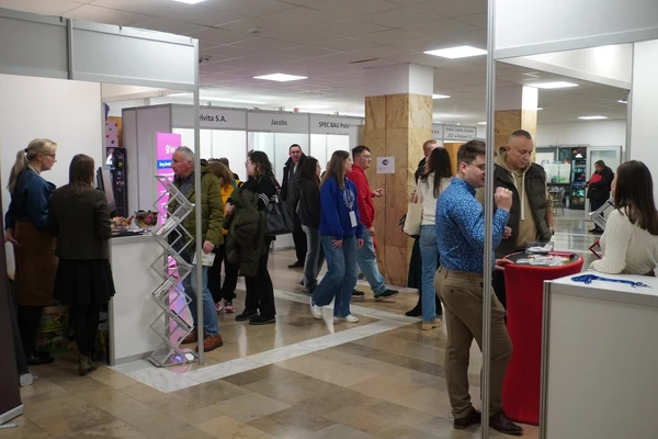 Targi pracy URK 2024 - uczestnicy wydarzenia