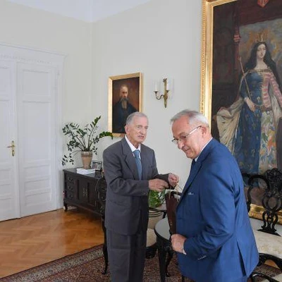 6-7 lipca 2020 r., Odnowienie doktoratów