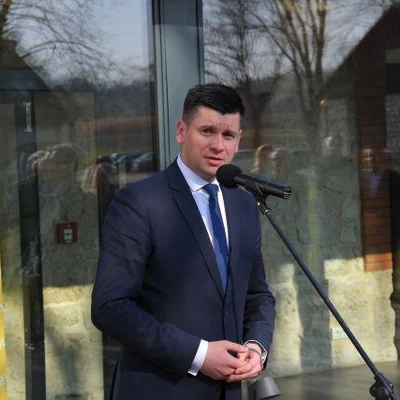 Uroczyste otwarcie wyremontowanego zespołu folwarcznego UR