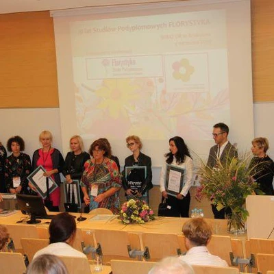10 lat studiów podyplomowych Florystyka