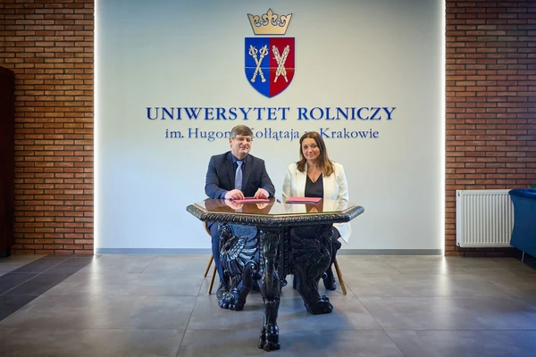 Umowa o współpracy z Zespołem Szkół Nr 1 w Kędzierzynie-Koźlu 01
