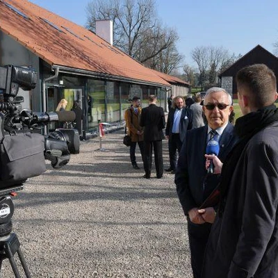 Uroczyste otwarcie wyremontowanego zespołu folwarcznego UR