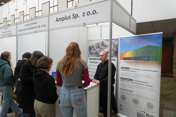 Targi pracy URK 2024 - uczestnicy wydarzenia