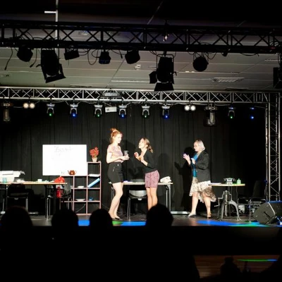 19 października 2022 r., Teatr 