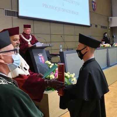 18 czerwca 2021 r., Promocje doktorskie i habilitacyjne - cz. 3. Promocje doktorskie