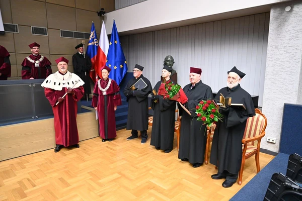 Uroczyste promocje doktorów habilitowanych i doktorów oraz odnowienie doktoratów w Uniwersytecie Rolniczym w Krakowie, fot. 10