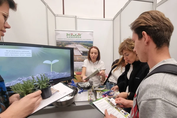 Targi pracy URK 2024 - uczestnicy wydarzenia