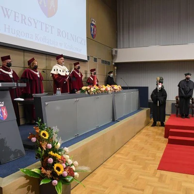 15 października 2021 r., Uroczystość nadania tytułu doktora honoris causa UR prof. Andrzejowi Koteckiemu