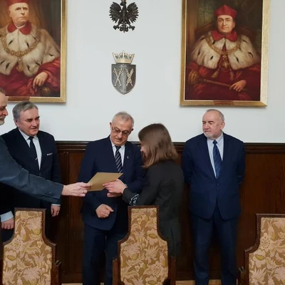 Rozdanie stypendiów z Własnego Funduszu Stypendialnego dla Studentów UR, Fundacji UR oraz Nagród Rektora dla Studentów i Doktorantów z Funduszu Promocji i Wychowania UR w Krakowie
