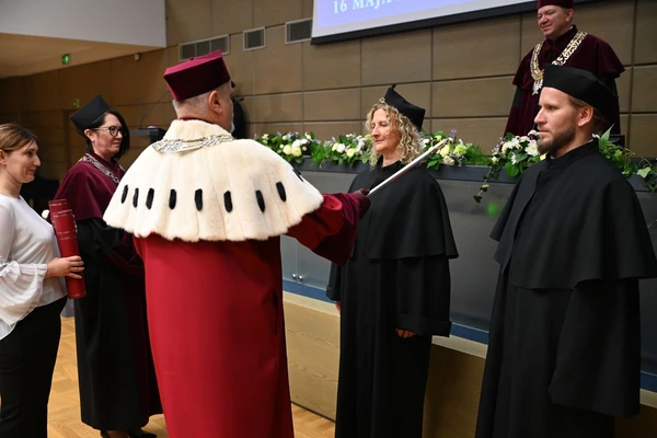 Uroczyste promocje doktorów habilitowanych i doktorów oraz odnowienie doktoratów w Uniwersytecie Rolniczym w Krakowie, fot. 13