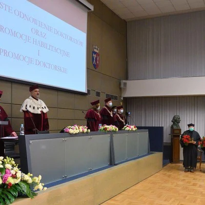 18 czerwca 2021 r., Promocje doktorskie i habilitacyjne - cz. 1. Rozpoczęcie uroczystości i odnowienie doktoratów