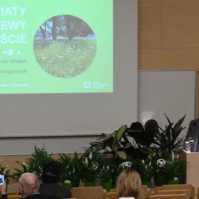 Zieleń dla czystego powietrza-konferencja naukowa