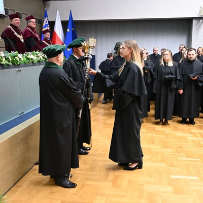 Uroczyste promocje doktorów habilitowanych i doktorów oraz odnowienie doktoratów w Uniwersytecie Rolniczym w Krakowie, fot. 21