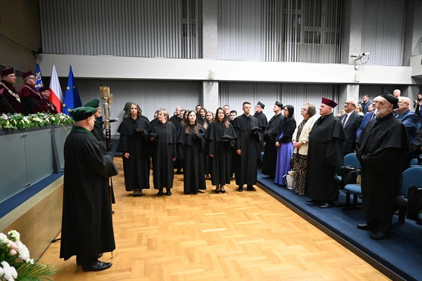 Uroczyste promocje doktorów habilitowanych i doktorów oraz odnowienie doktoratów w Uniwersytecie Rolniczym w Krakowie, fot. 18