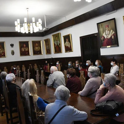 12-19 marca 2022 r. Zwiedzanie uczelni - Koło Grodzkie PTTK im. Ludomira Sawickiego - w ramach akcji 