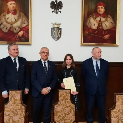 Rozdanie stypendiów z Własnego Funduszu Stypendialnego dla Studentów UR, Fundacji UR oraz Nagród Rektora dla Studentów i Doktorantów z Funduszu Promocji i Wychowania UR w Krakowie