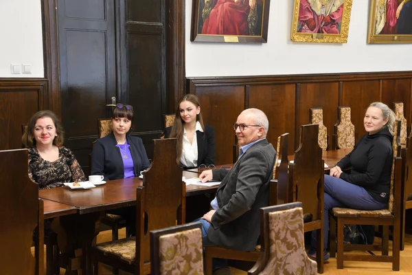 Spotkanie pracowników Uniwersytetu Rolniczego z twórcami marki lokalnej „Zagórzańskie Dziedziny” w Mszanie Dolnej