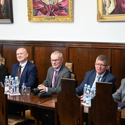 25 kwietnia 2025 r. Zakończenie IV edycji trzysemestralnych studiów podyplomowych Master of Business Administration „Zarządzanie bankiem spółdzielczym”