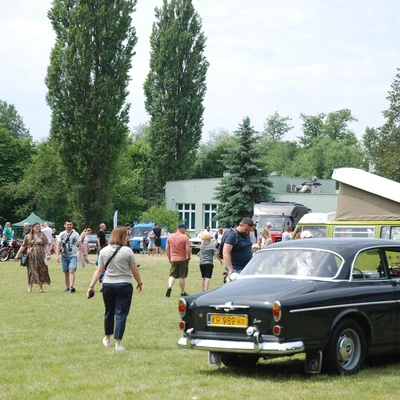 V Zlot Starych Ciągników i Samochodów na WIPIE_117