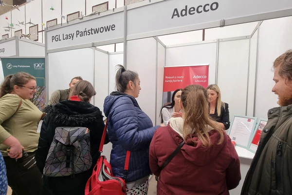 Targi pracy URK 2024 - uczestnicy wydarzenia