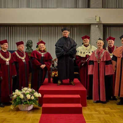 Nadanie tytułu doktora honoris causa Jerzemu Zawistowskiemu, profesorowi Uniwersytetu Kolumbii Brytyjskiej w Vancouver