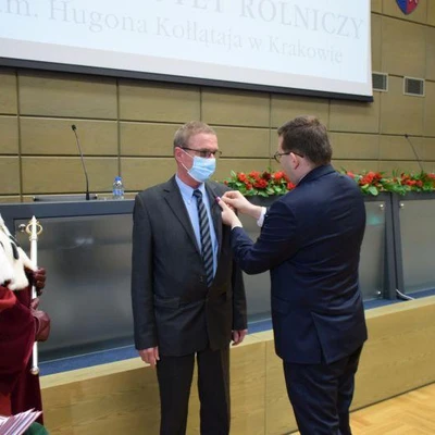 Uroczyste wręczenie medali za zasługi i za wieloletnią służbę 015