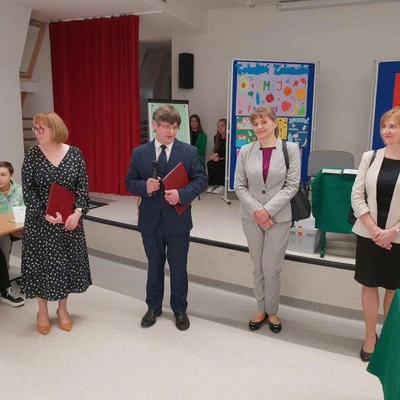 10 maja 2022 r., Podpisanie umowy o współpracy między Uniwersytetem Rolniczym, a Szkołą Podstawową w Bibicach