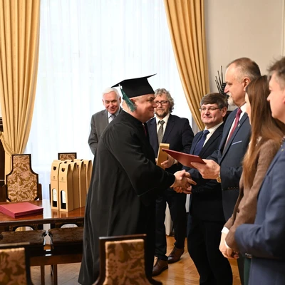 25 kwietnia 2025 r. Zakończenie IV edycji trzysemestralnych studiów podyplomowych Master of Business Administration „Zarządzanie bankiem spółdzielczym”