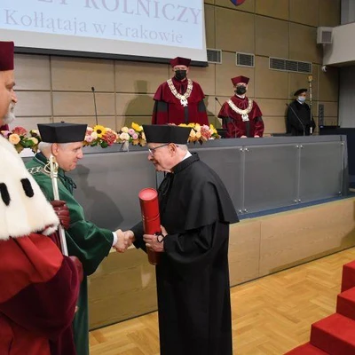 15 października 2021 r., Uroczystość nadania tytułu doktora honoris causa UR prof. Andrzejowi Koteckiemu