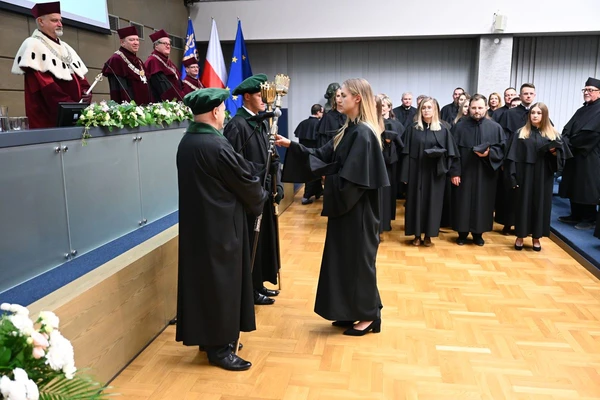 Uroczyste promocje doktorów habilitowanych i doktorów oraz odnowienie doktoratów w Uniwersytecie Rolniczym w Krakowie, fot. 21
