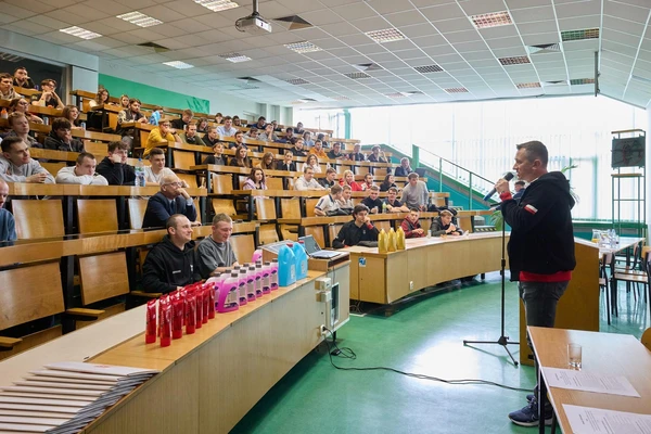 Akademia Młodego Mechanika na Uniwersytecie Rolniczym w Krakowie 40