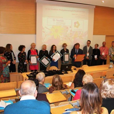 10 lat studiów podyplomowych Florystyka