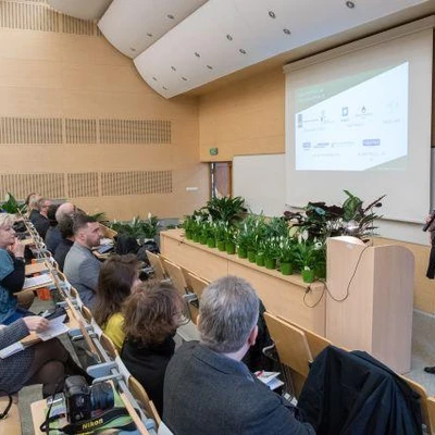 Zieleń dla czystego powietrza-konferencja naukowa