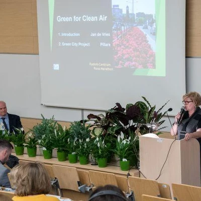 Zieleń dla czystego powietrza-konferencja naukowa