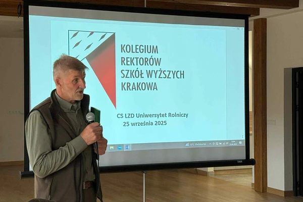 Kolegium Rektorów Szkół Wyższych Krakowa w CS LZD Krynica 01