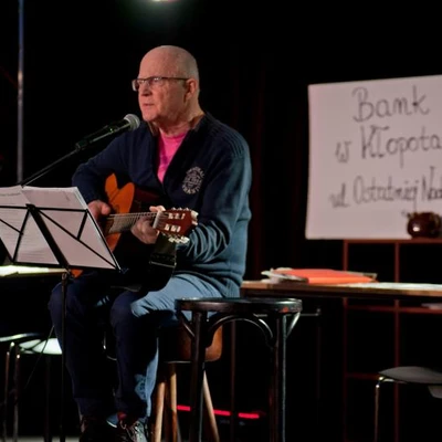 19 października 2022 r., Teatr 