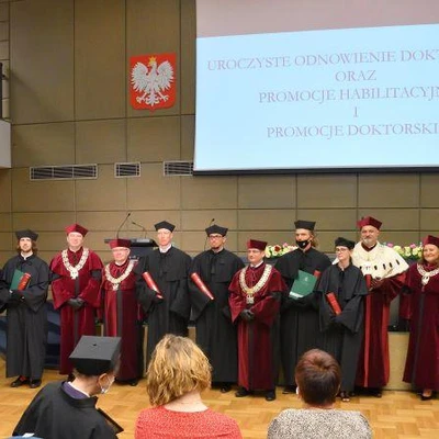 18 czerwca 2021 r., Promocje doktorskie i habilitacyjne - cz. 4. Zdjęcia pamiątkowe