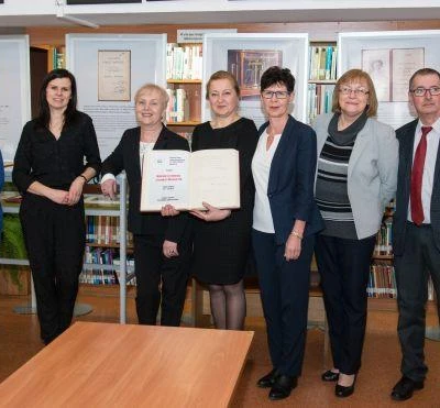 Wernisaż wystawy w Bibliotece Głównej - Wybrane przedmioty z kolekcji Muzeum UR