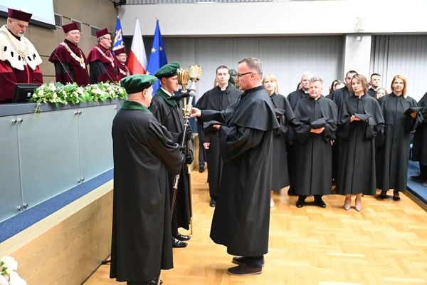 Uroczyste promocje doktorów habilitowanych i doktorów oraz odnowienie doktoratów w Uniwersytecie Rolniczym w Krakowie, fot. 20