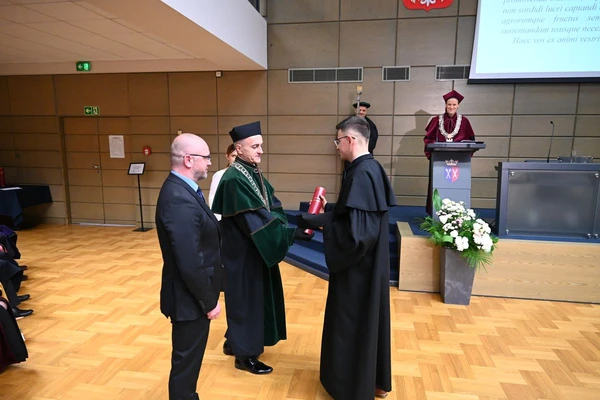 Uroczyste promocje doktorów habilitowanych i doktorów oraz odnowienie doktoratów w Uniwersytecie Rolniczym w Krakowie, fot. 23