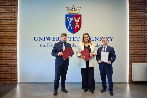 Umowa o współpracy z Zespołem Szkół Nr 1 w Kędzierzynie-Koźlu 06