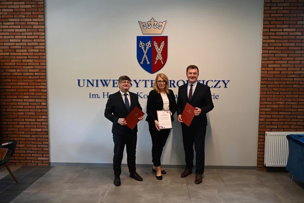 Umowa o współpracy z Zespołem Szkół Centrum Kształcenia im. II Czechosłowackiej Brygady Spadochronowej w Nowosielcach
