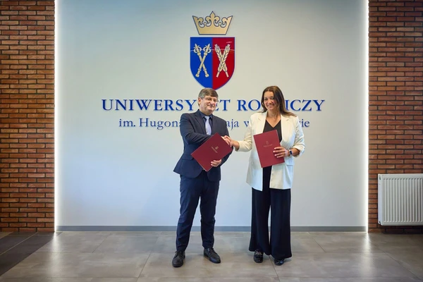 Umowa o współpracy z Zespołem Szkół Nr 1 w Kędzierzynie-Koźlu 05